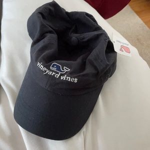 Vineyard vines whale logo baseball cap